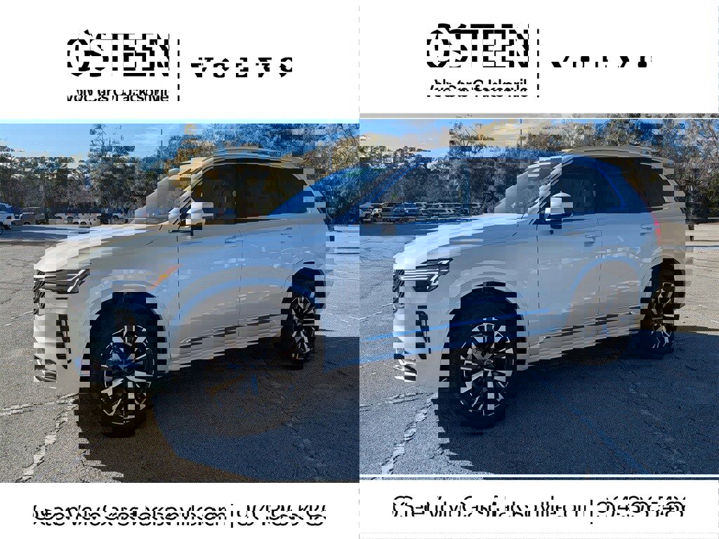 New 2026 Volvo XC90 B5 Core