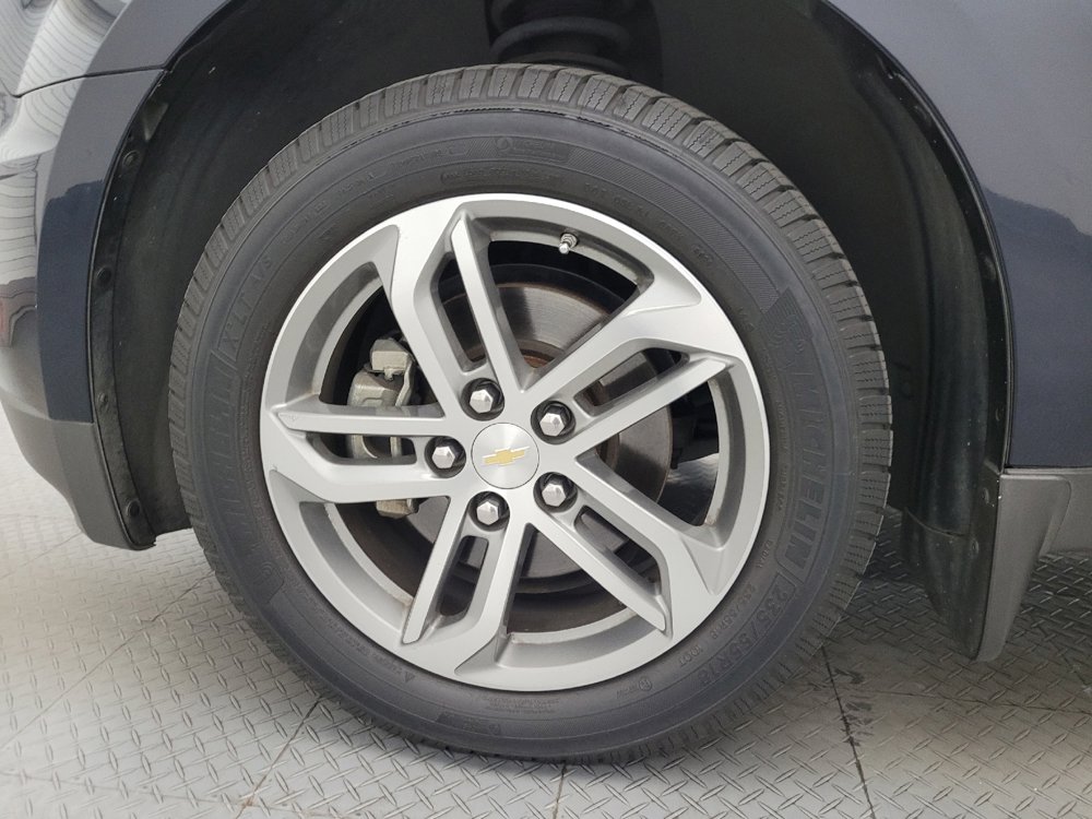 Used 2016 Chevrolet Equinox LTZ w/ Enhanced Convenience Package AWD/4WD image 31