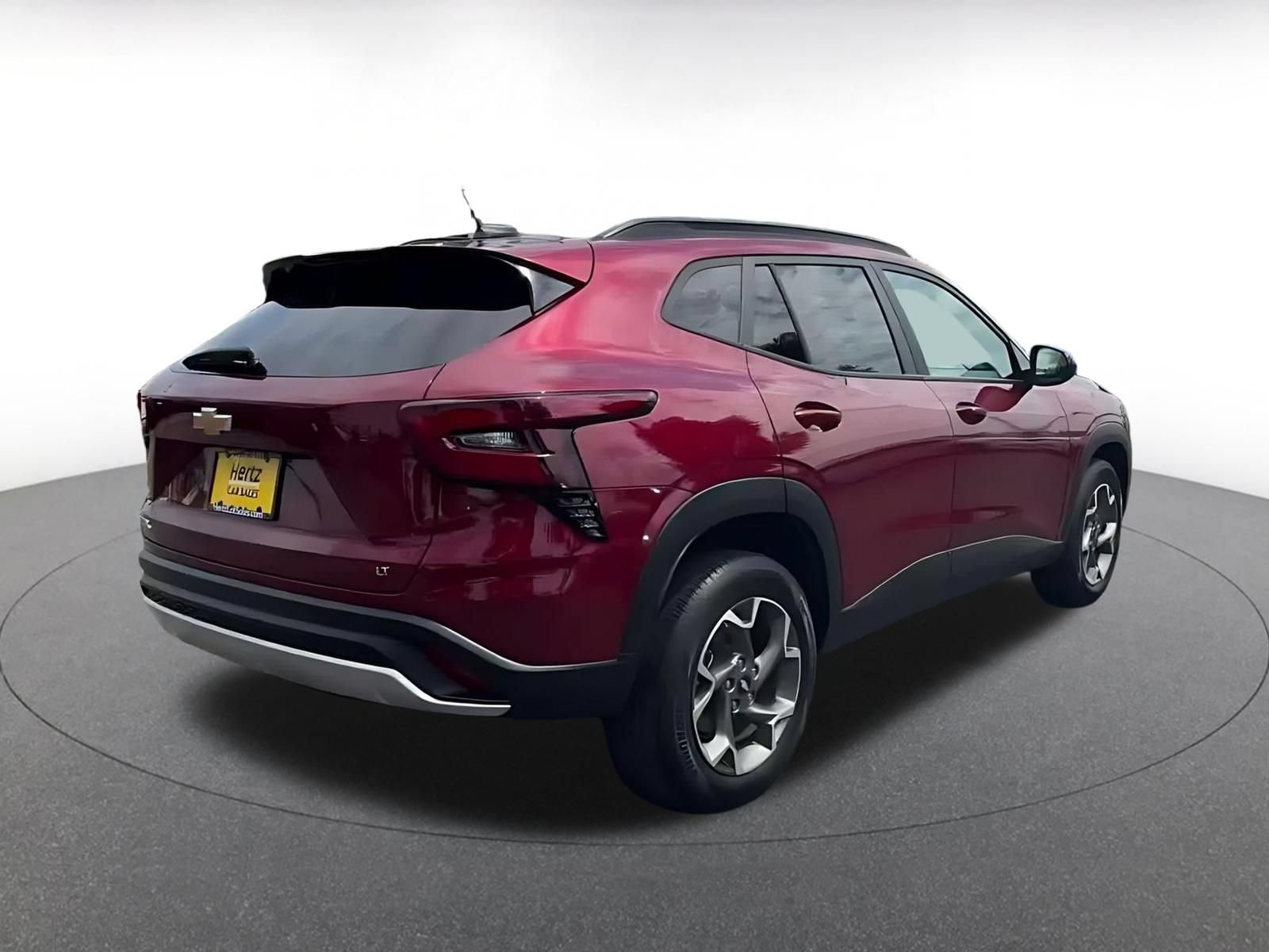 Used 2025 Chevrolet Trax LT w/ LT Convenience Package FWD image 13