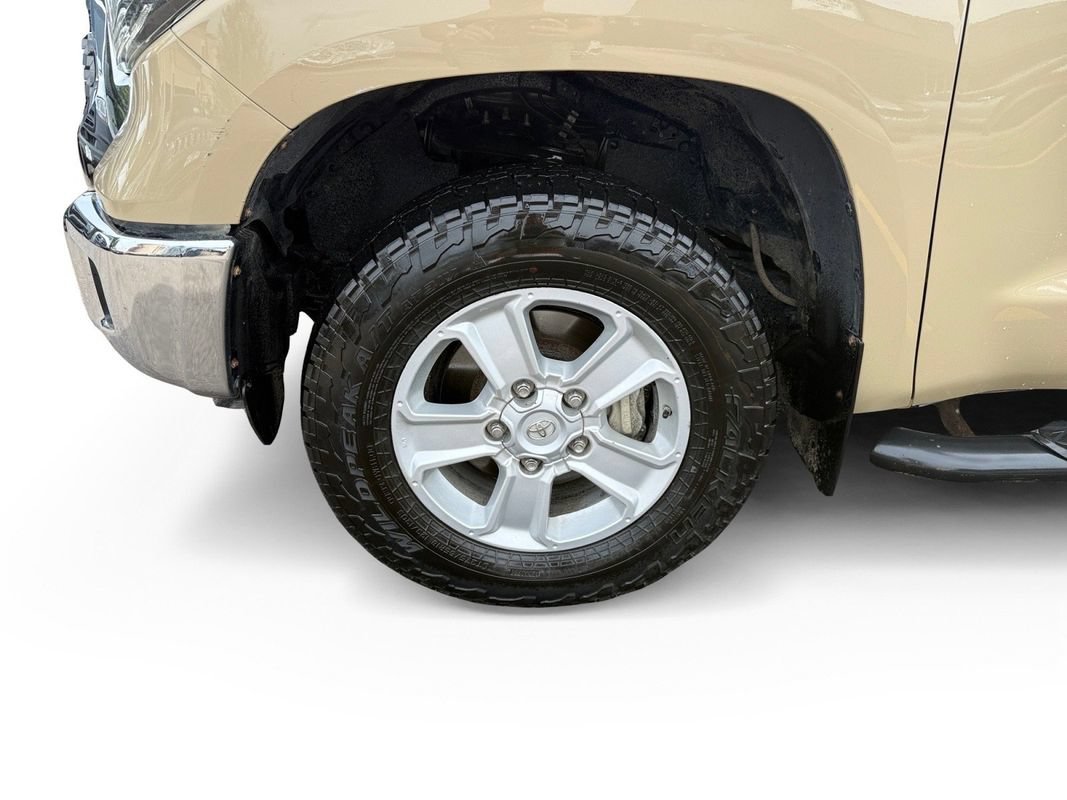 Used 2019 Toyota Tundra SR5 AWD/4WD image 9