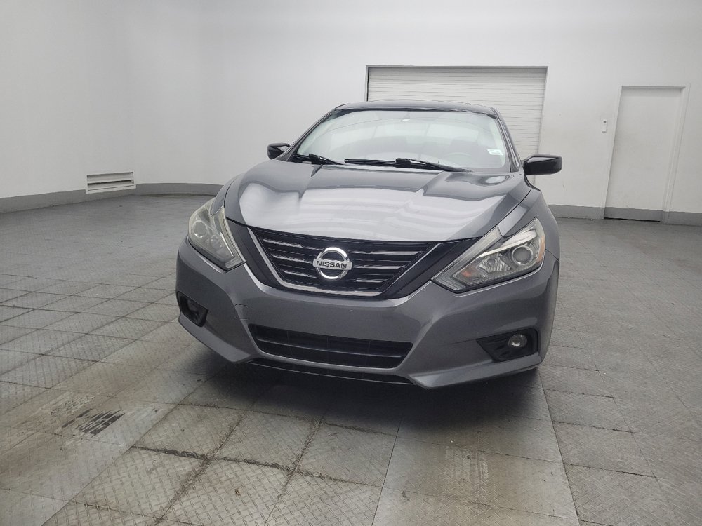 Used 2018 Nissan Altima 2.5 SR w/ SR Midnight Edition FWD image 15