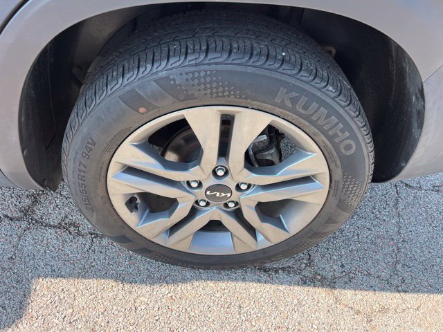 Used 2022 Kia Seltos S FWD image 7