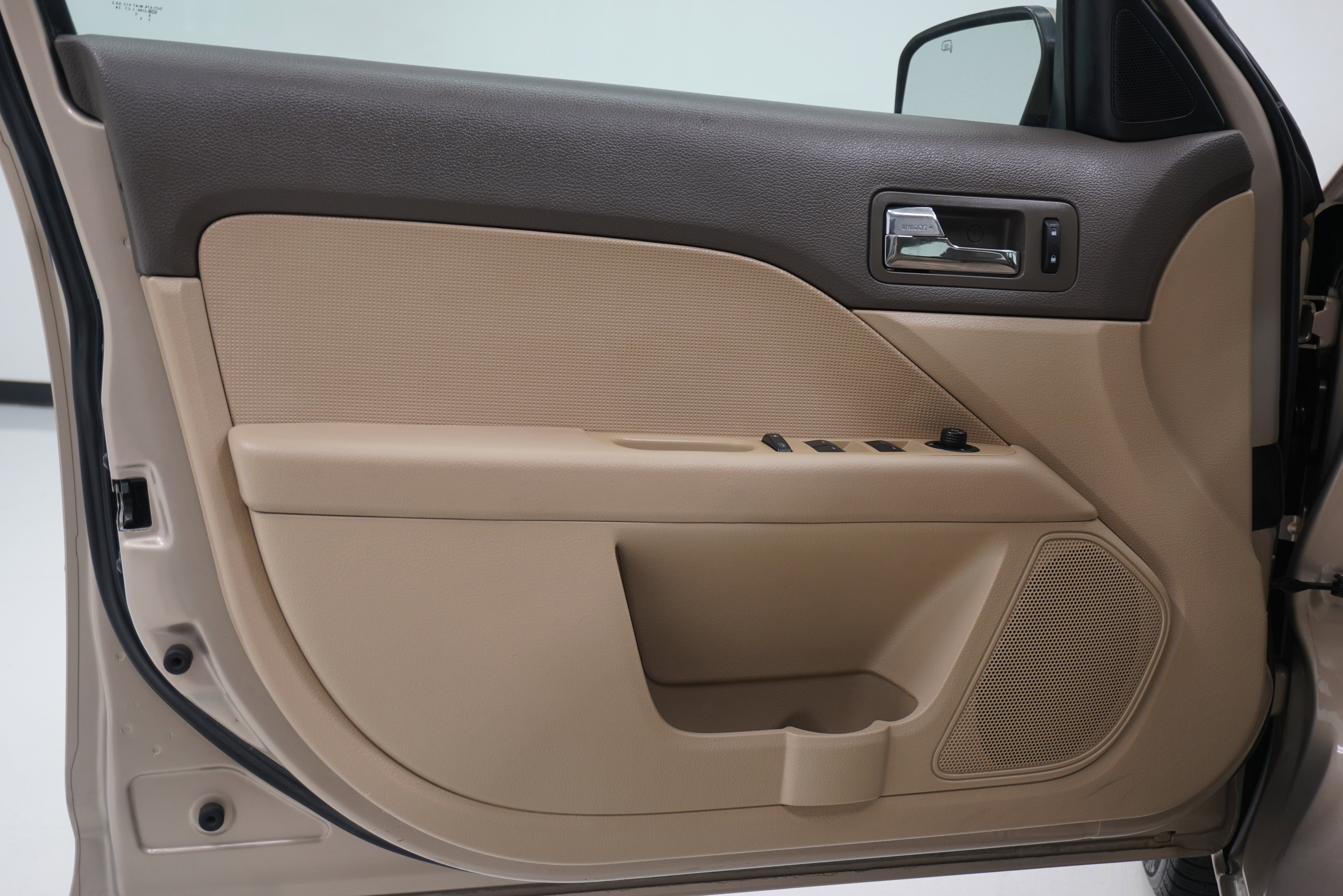 Used 2006 Mercury Milan Premier image 13