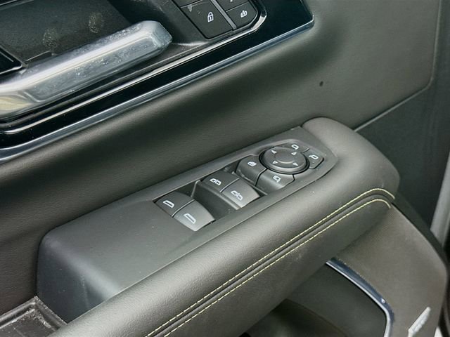 Used 2025 GMC Yukon Elevation w/ Elevation Premium Package image 20