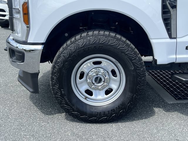 Used 2024 Ford F350 XL AWD/4WD image 10