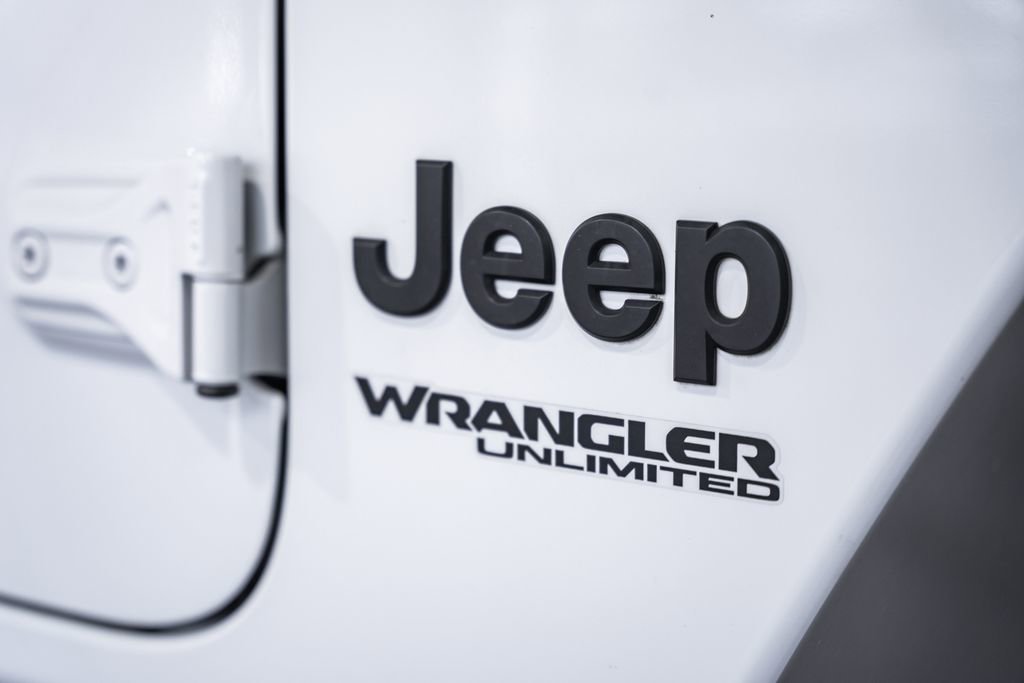 Used 2022 Jeep Wrangler Unlimited Sport image 14
