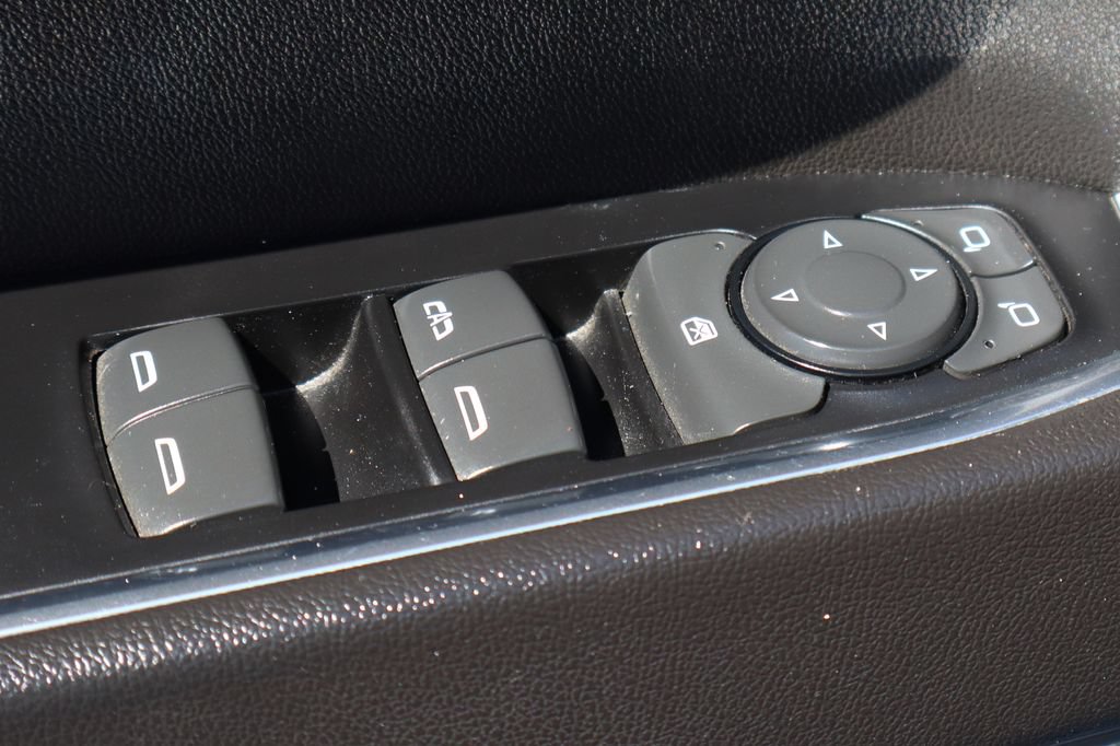 Used 2022 GMC Sierra 1500 Elevation AWD/4WD image 18