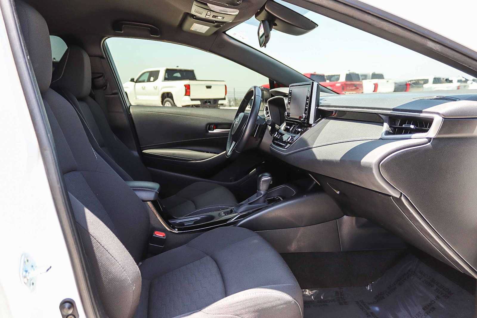 Used 2021 Toyota Corolla SE w/ Carpet Mat Package (TMS) FWD image 16