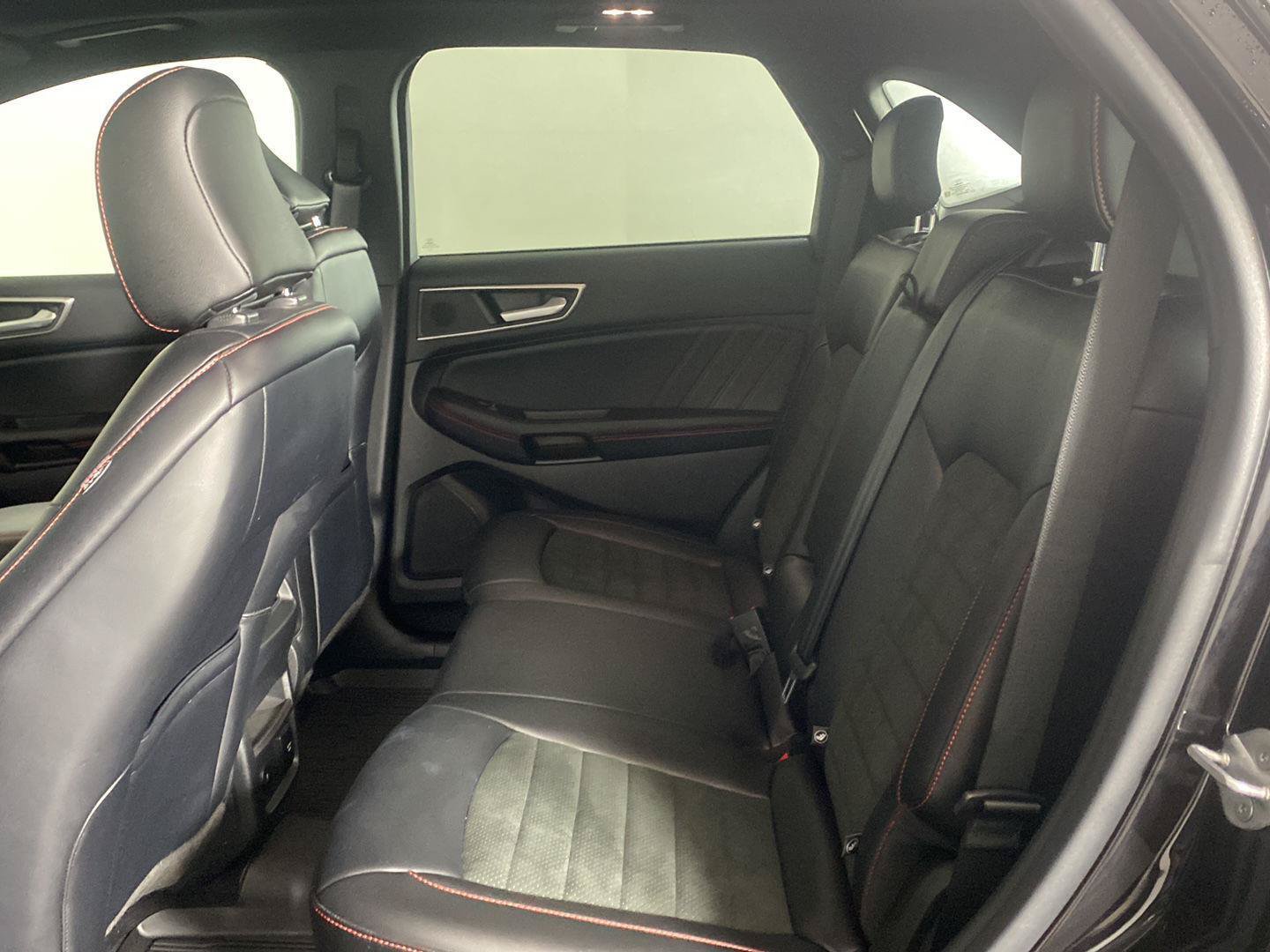 Used 2023 Ford Edge ST-Line AWD/4WD image 17