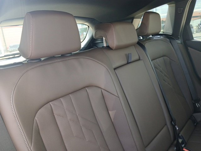 New 2026 BMW X3 xDrive30i w/ Premium Package AWD/4WD image 12