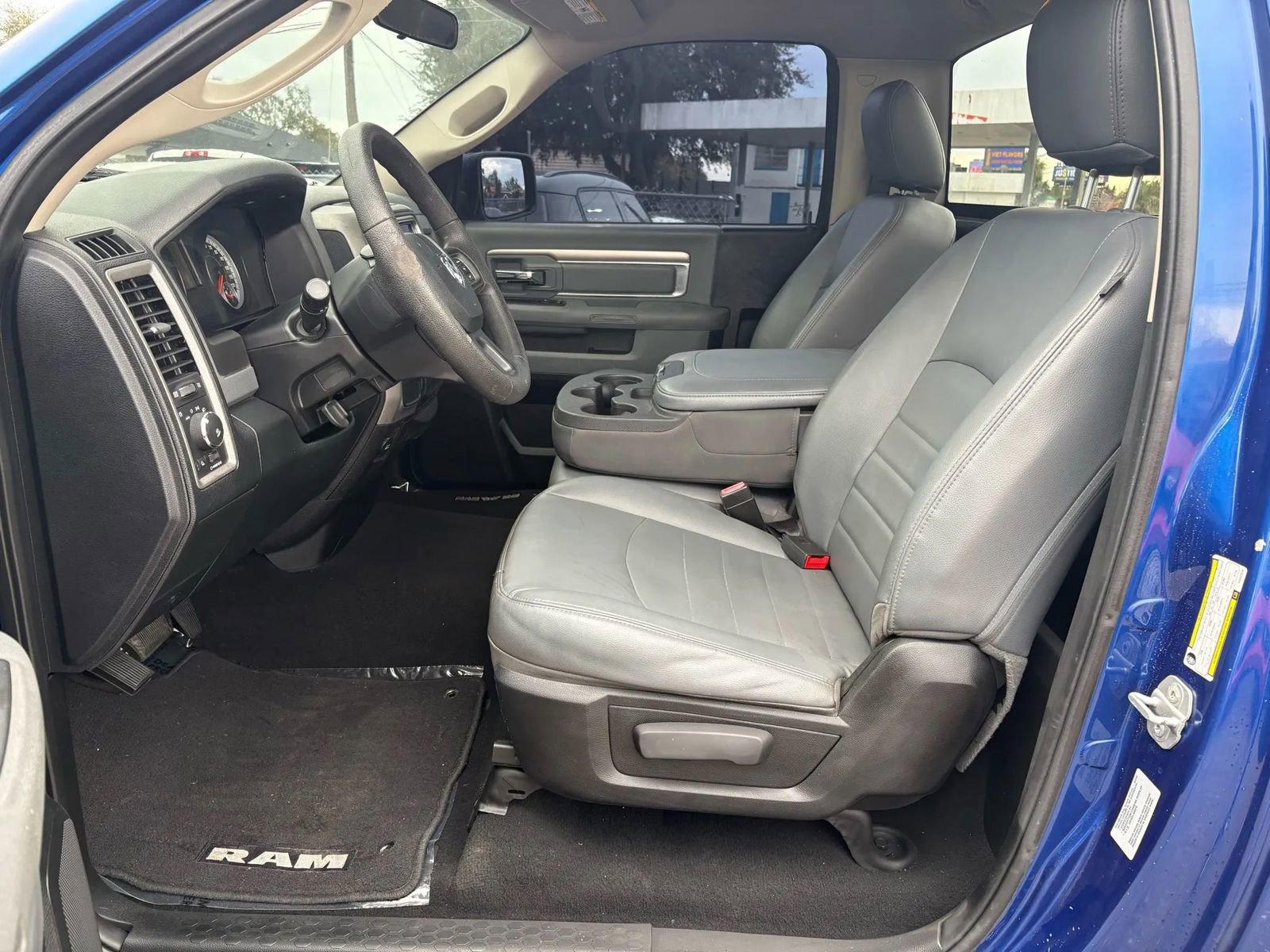 Used 2014 RAM 1500 Express image 9