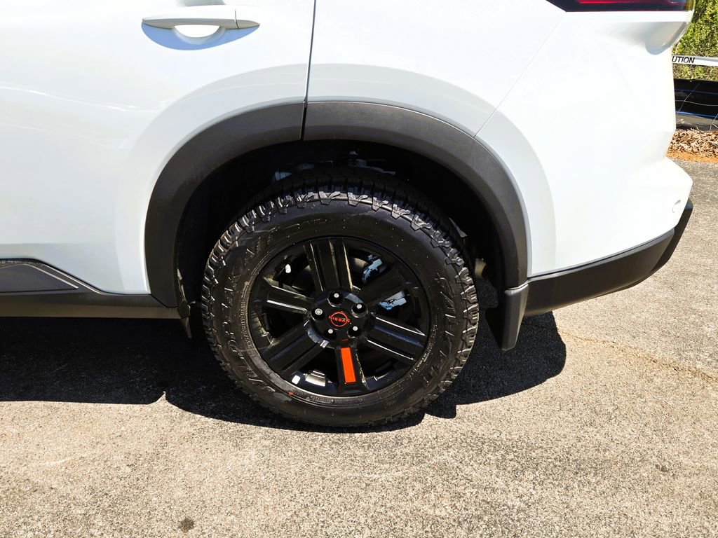 New 2026 Nissan Rogue SV w/ Rock Creek Premium Package AWD/4WD image 9