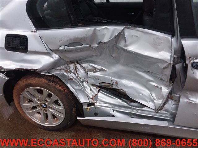 Used 2006 BMW 325i Sedan RWD image 16