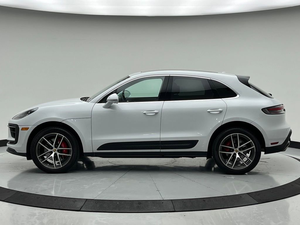 Used 2024 Porsche Macan S image 2