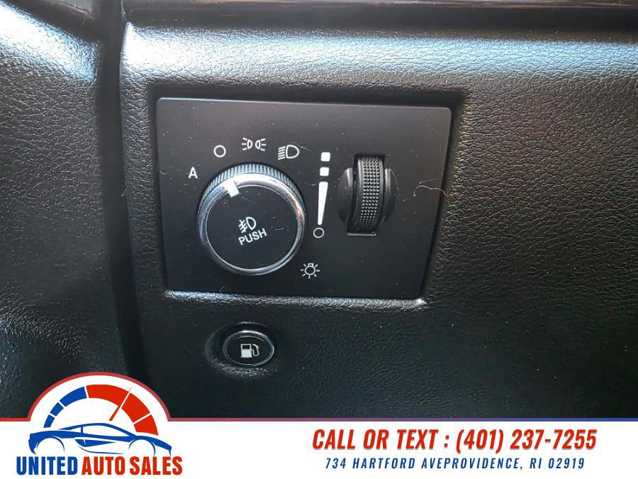 Used 2014 Jeep Grand Cherokee Laredo w/ All Weather Capability Group image 16