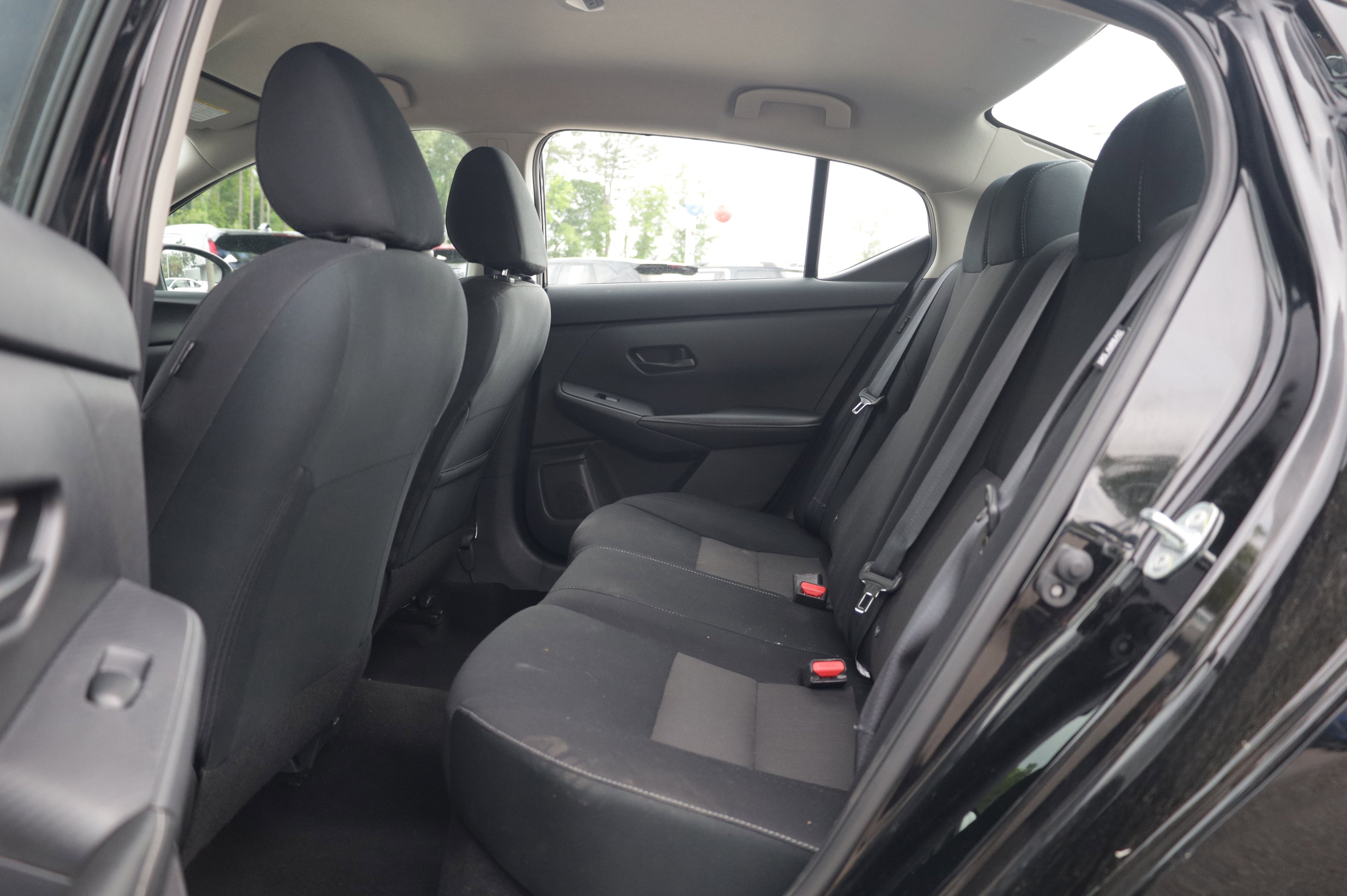 Used 2024 Nissan Sentra SV FWD image 12