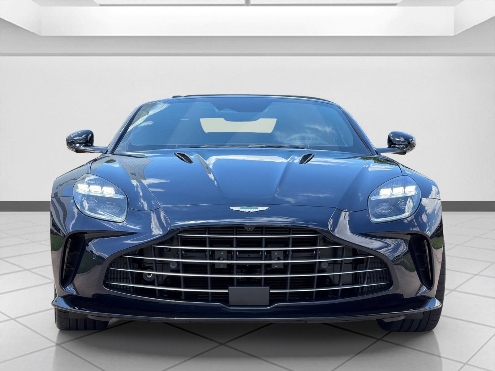 New 2026 Aston Martin V8 Vantage S RWD image 11