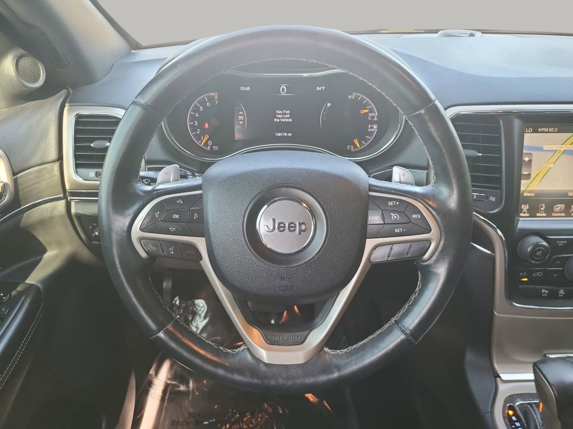 Used 2017 Jeep Grand Cherokee Limited w/ Luxury Group II image 30