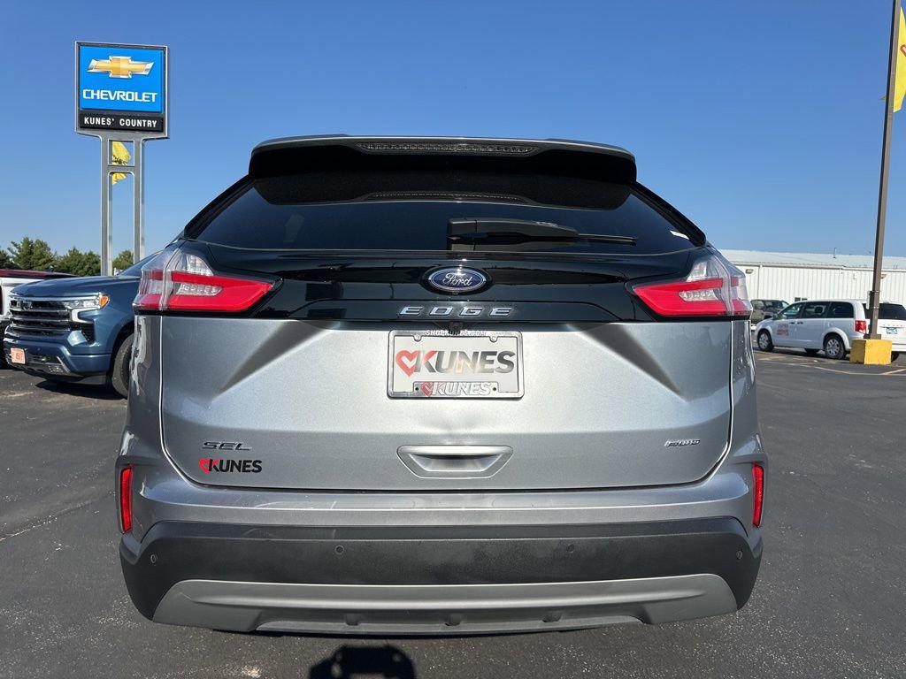 Used 2024 Ford Edge SEL image 13