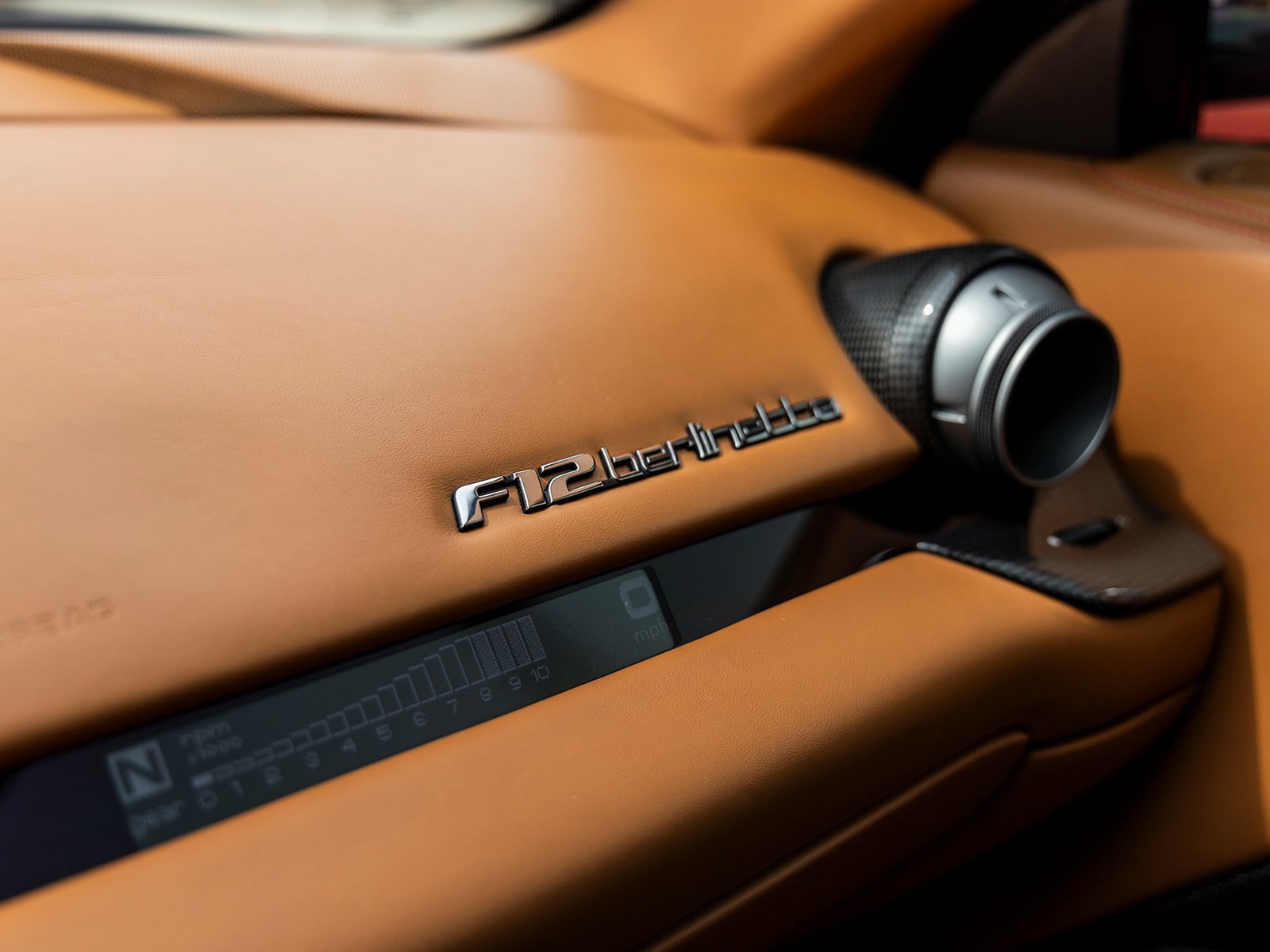 Used 2014 Ferrari F12 Berlinetta image 32