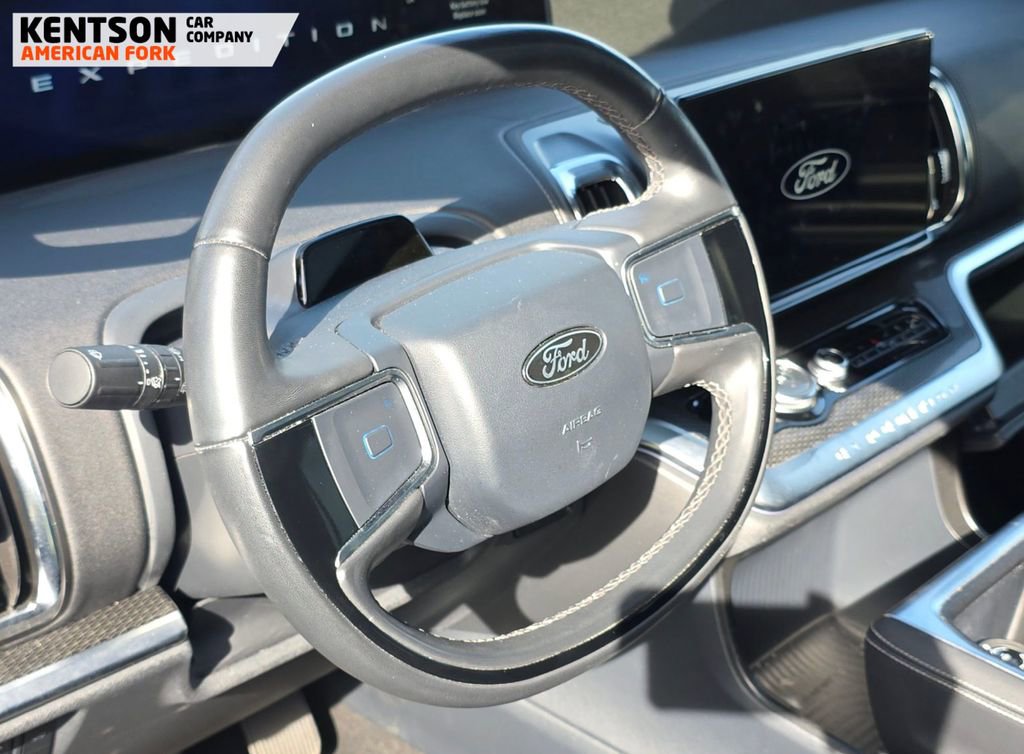 Used 2025 Ford Expedition Max Platinum w/ Stealth Performance Package image 8