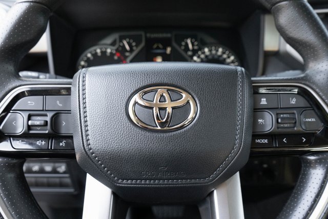 Used 2022 Toyota Tundra SR5 w/ SR5 Convenience Package image 23