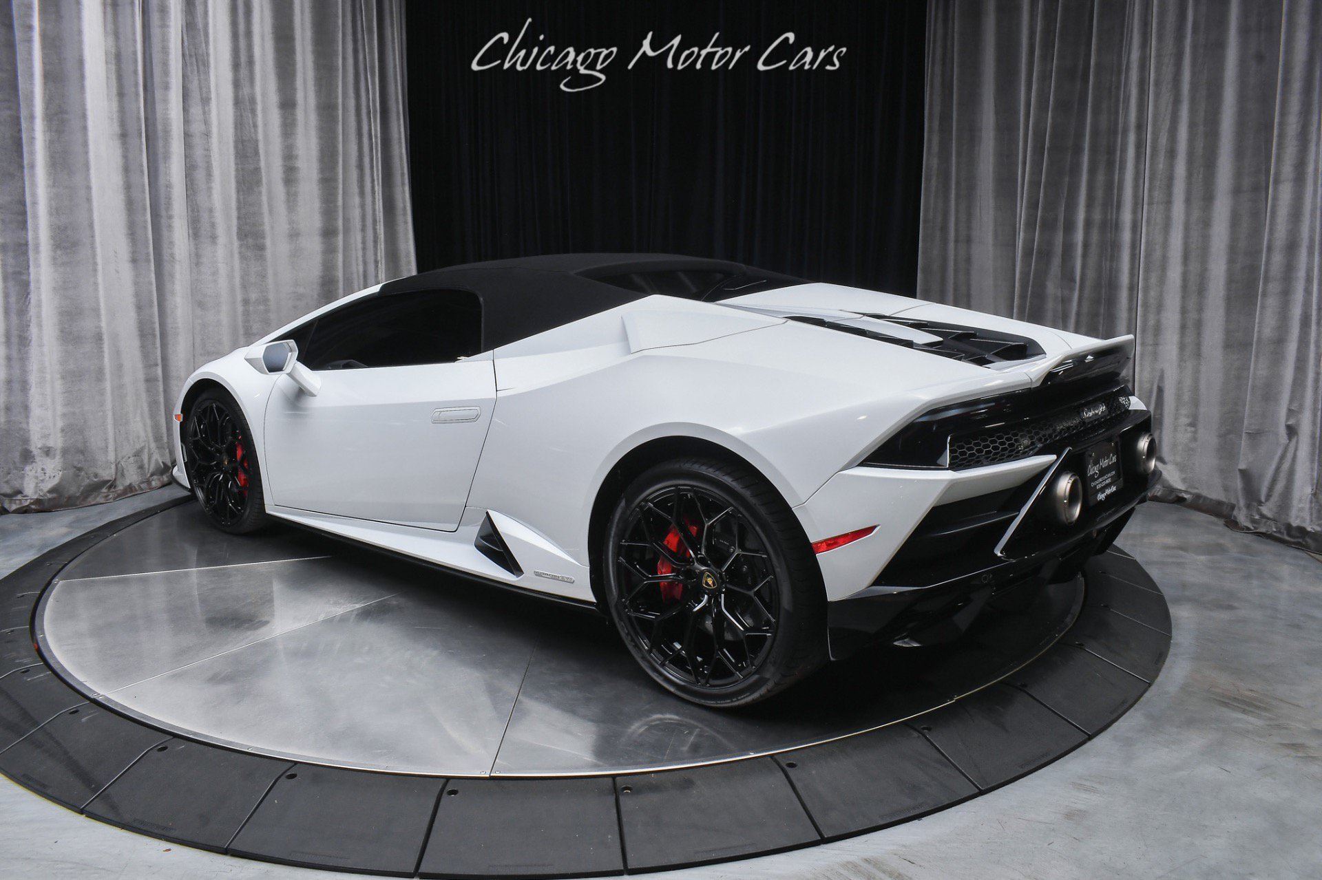 Used 2024 Lamborghini Huracan EVO AWD/4WD image 24