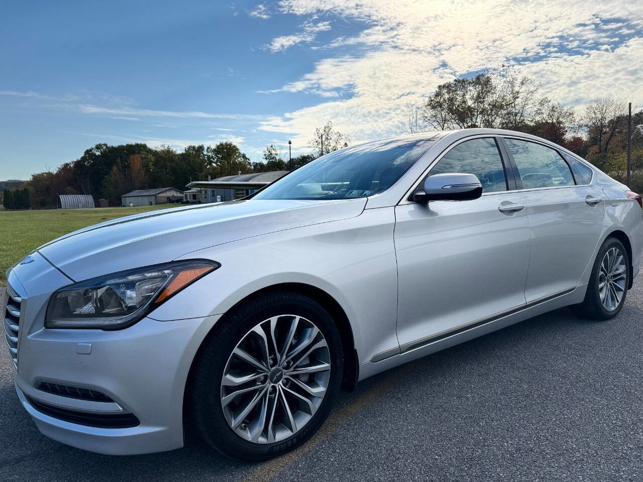 Used 2015 Hyundai Genesis 3.8 w/ Option Group 04 image 4