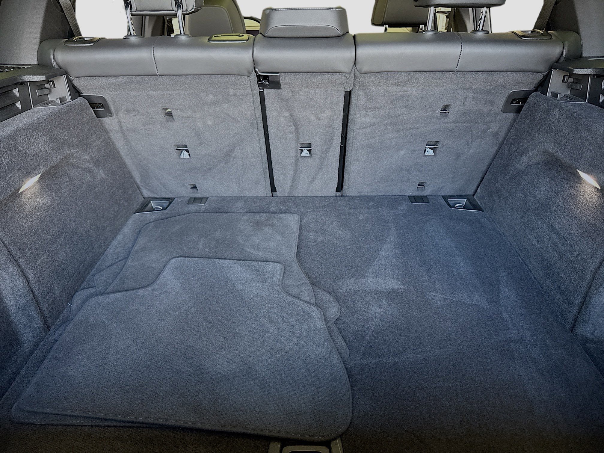 Used 2024 BMW X5 M60i w/ Executive Package image 19