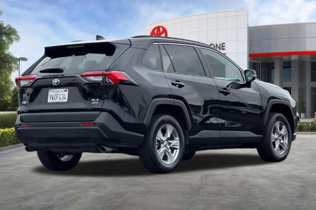 Certified 2025 Toyota RAV4 XLE w/ Convenience Package AWD/4WD image 5