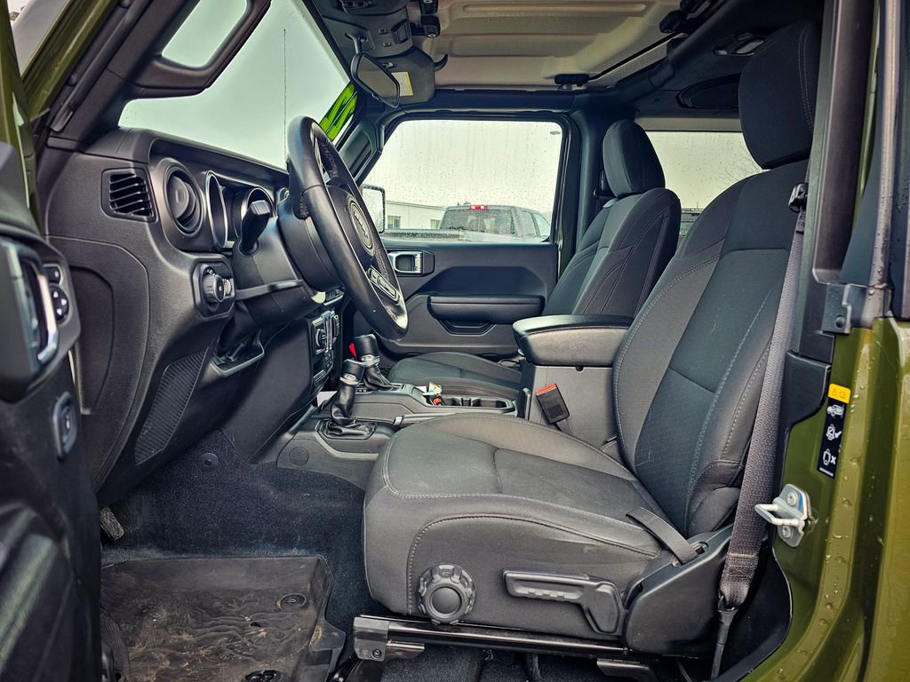 Certified 2022 Jeep Wrangler Willys AWD/4WD image 11