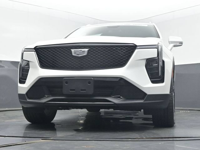 Certified 2024 Cadillac XT4 Premium Luxury AWD/4WD image 44