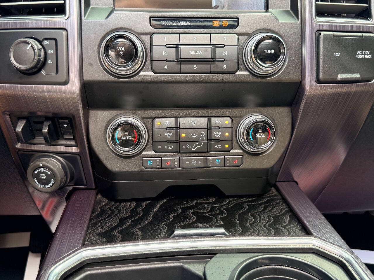 Used 2021 Ford F450 Limited w/ FX4 Off-Road Package AWD/4WD image 40