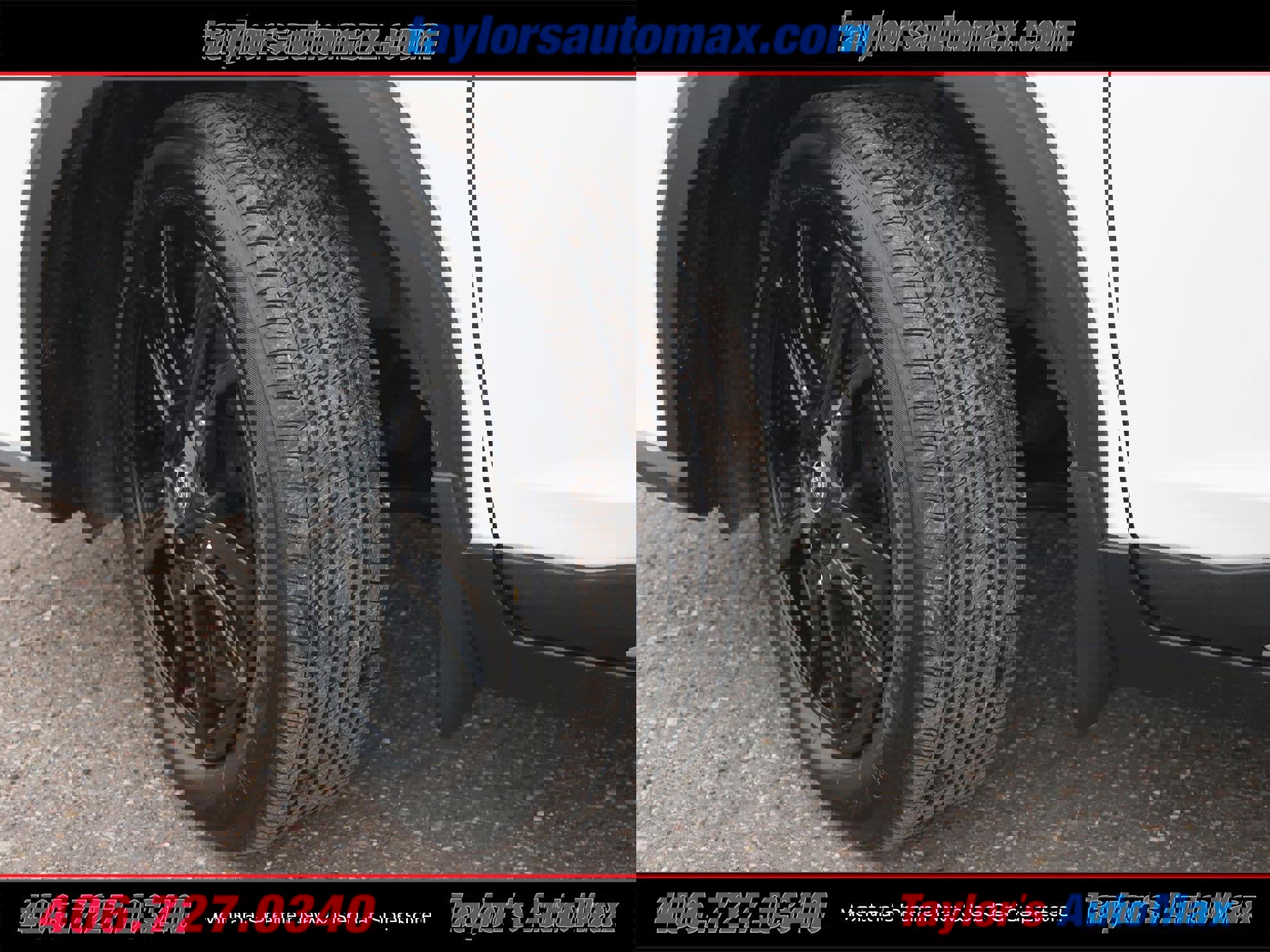 Used 2024 Nissan Kicks SR w/ Interior Electronics Package image 30