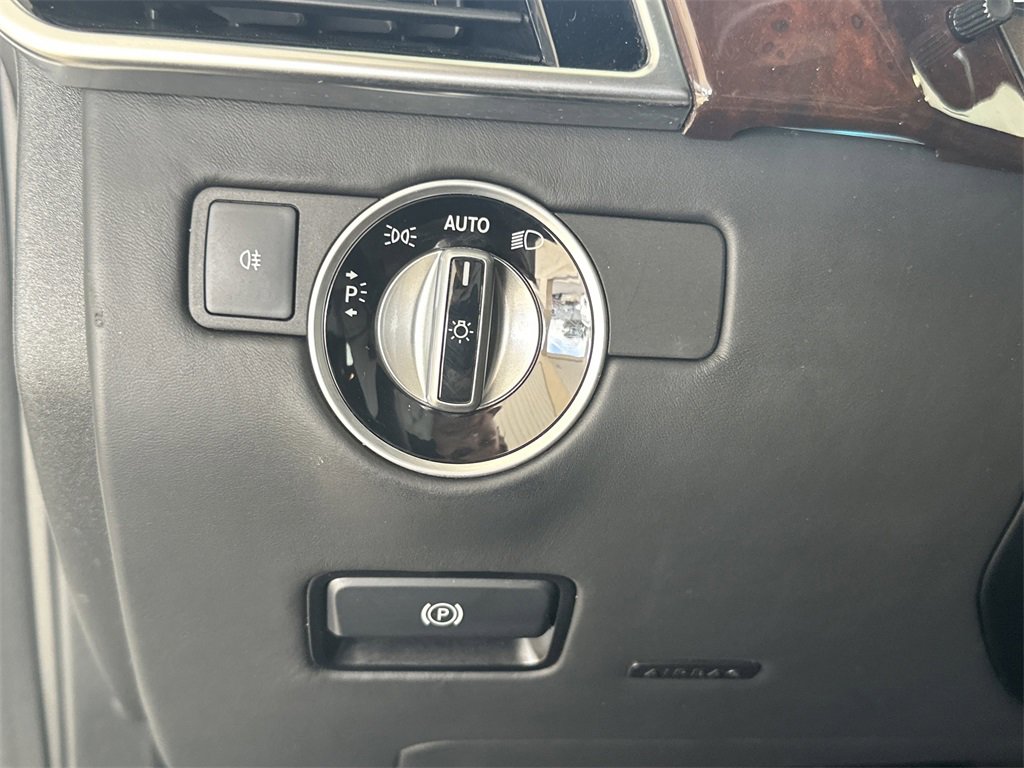 Used 2019 Mercedes-Benz GLS 550 4MATIC image 18