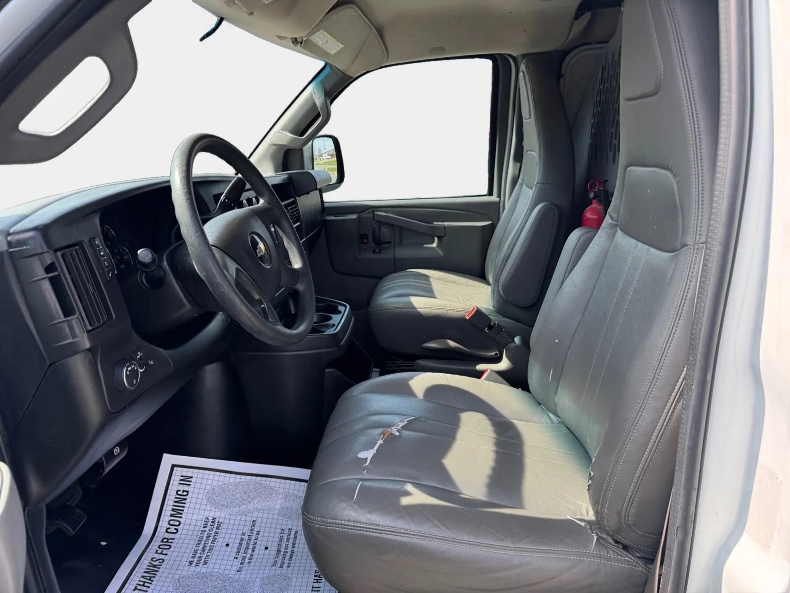 Used 2017 Chevrolet Express 2500 RWD image 9