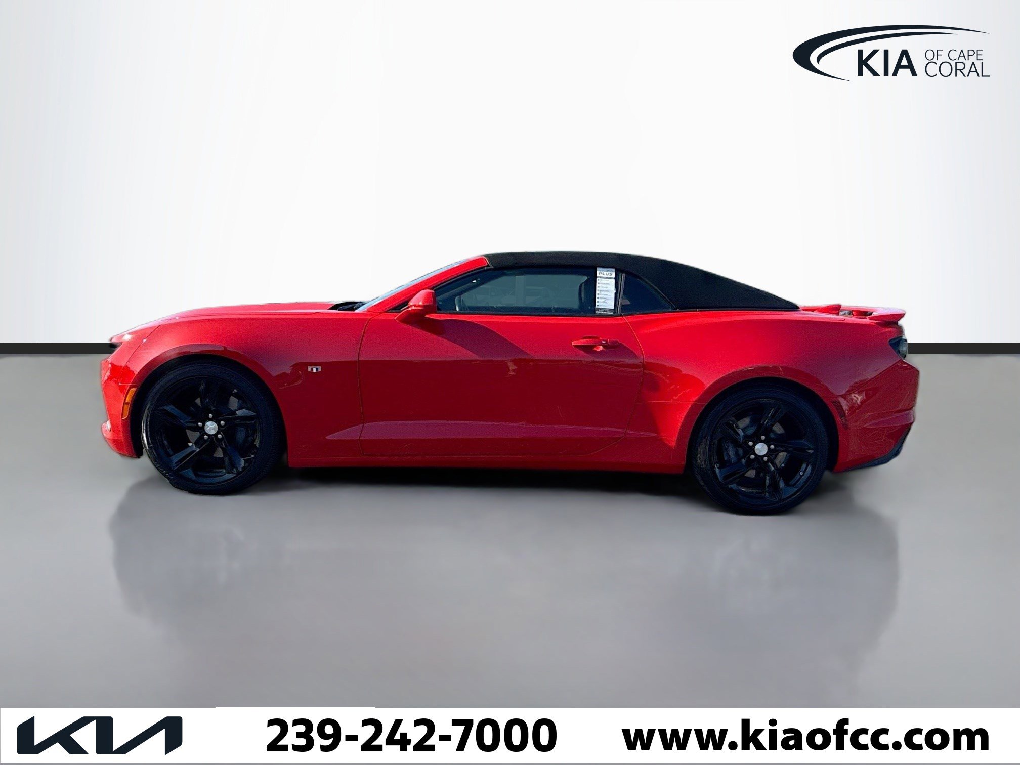 Used 2022 Chevrolet Camaro SS image 2