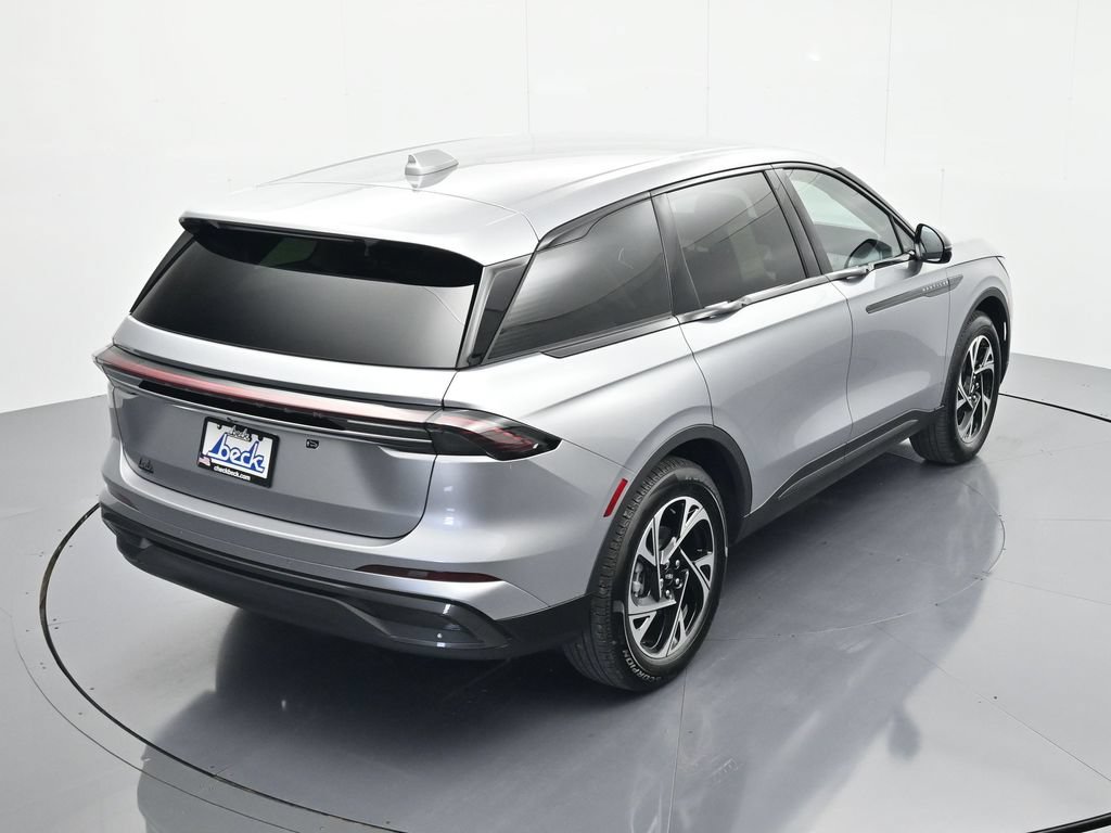 New 2026 Lincoln Nautilus Premier w/ Jet Appearance Package AWD/4WD image 32