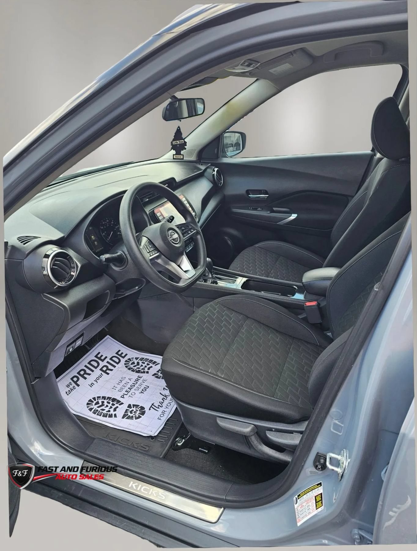 Used 2022 Nissan Kicks SV FWD image 6
