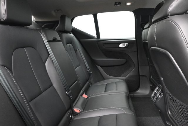 Used 2023 Volvo XC40 B5 Ultimate w/ Protection Package Premier AWD/4WD image 33