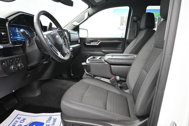 Used 2023 Chevrolet Silverado 1500 LT AWD/4WD image 11