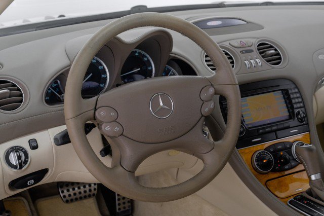 Used 2008 Mercedes-Benz SL 550 image 14