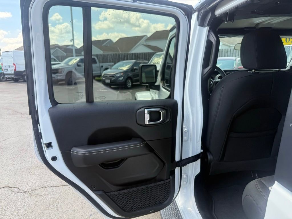 Used 2021 Jeep Wrangler Unlimited Sahara w/ Dual Top Group image 35