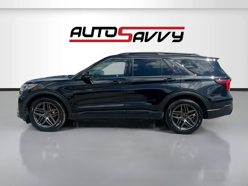 Used 2025 Ford Explorer ST w/ Sun And Sound Package AWD/4WD image 4