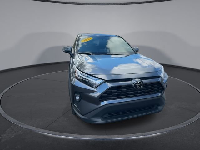 Used 2023 Toyota RAV4 XLE Premium image 4