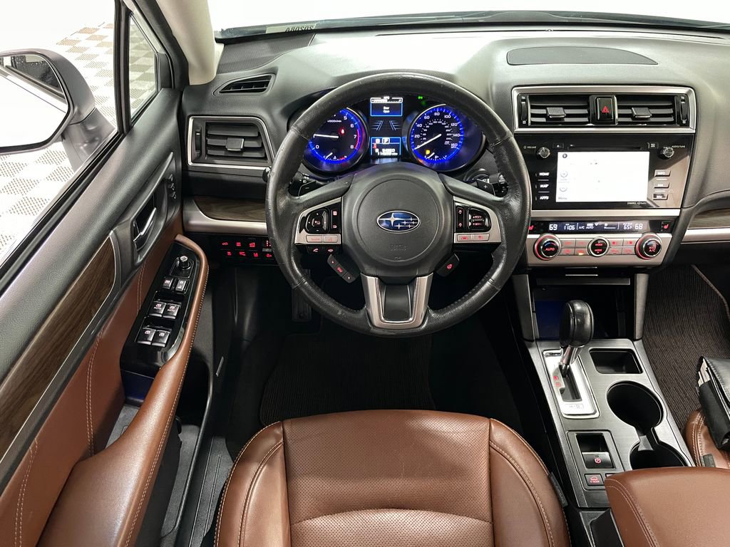 Used 2017 Subaru Outback 3.6R Touring w/ Popular Package #5A AWD/4WD image 25