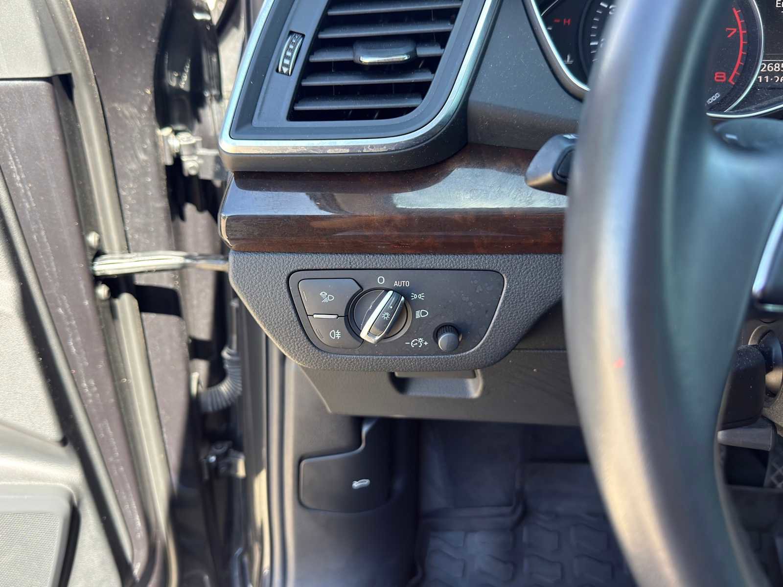 Used 2019 Audi Q5 2.0T Premium image 22