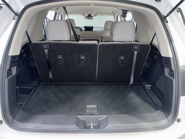 Used 2023 Honda Pilot LX image 25