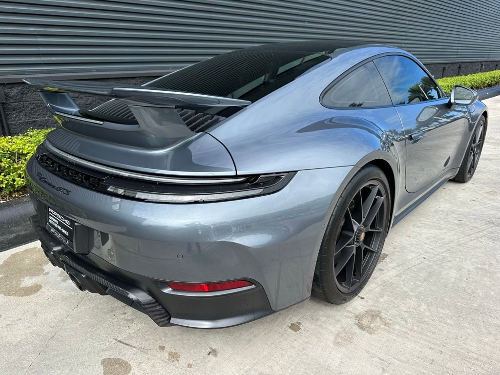 Used 2025 Porsche 911 Carrera GTS image 9