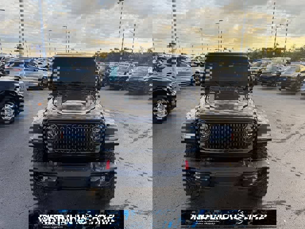 Used 2024 Jeep Gladiator Rubicon image 25